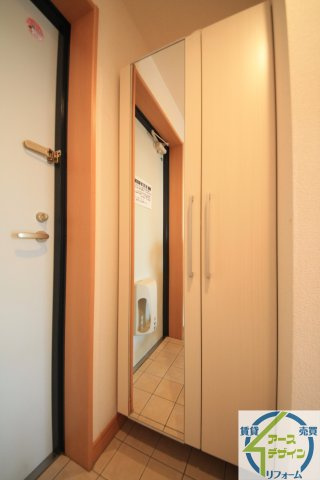 セレッソ・フィールドⅢの玄関|※類似部屋