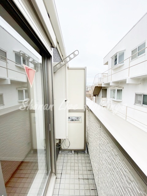 コスタ横須賀中央のバルコニー|バルコニー付き
