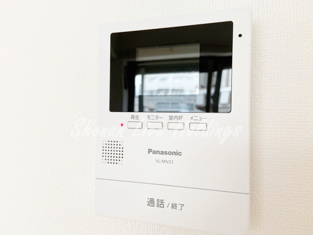 コスタ横須賀中央のセキュリティ|モニタ付インターホンで安心♪