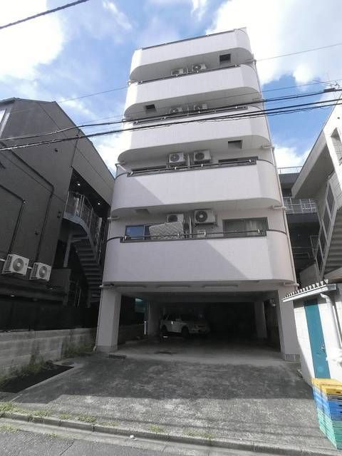 TA第三メゾンのエントランス