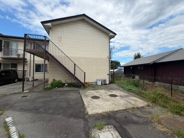 安曇野市　一棟