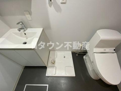 【その他】 | リバティ八田 | 洗濯機置き場です。