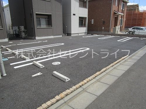 エスペランサの駐車場
