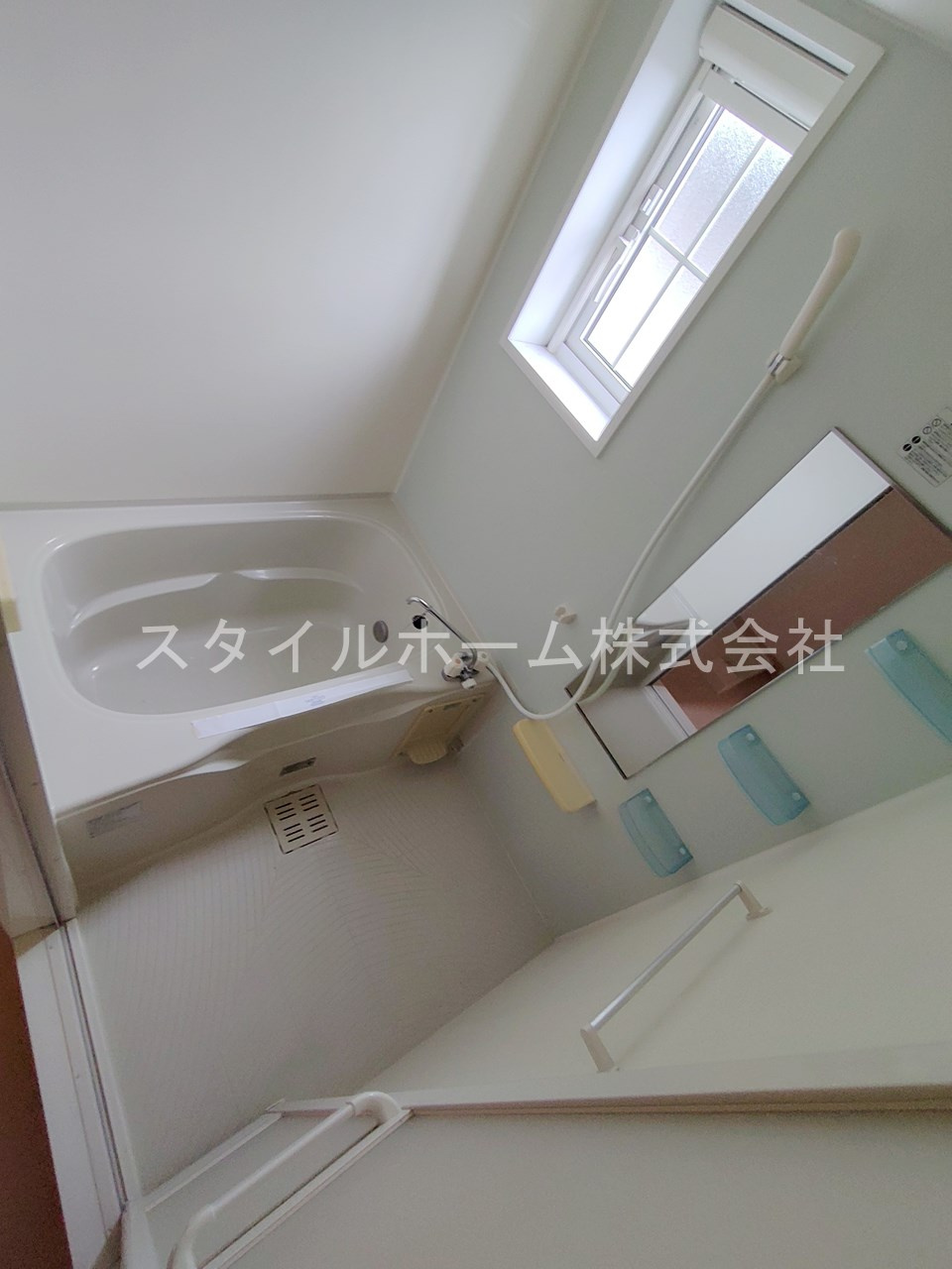 ユトリロ忠興３の浴室