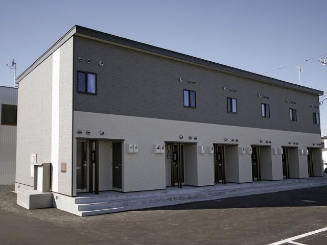 レオパレス堀川町の外観