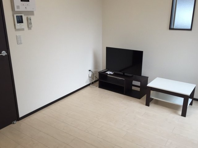 クレイノスリジェのその他|角部屋には小窓付です☆