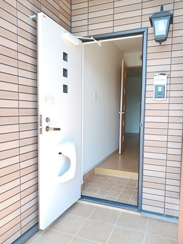 ハピネス２の玄関|毎日通る玄関はこちらです