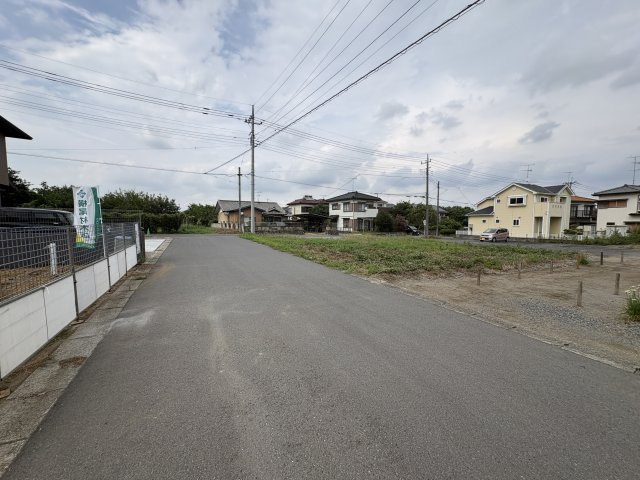 【前面道路含む現地写真】 | 大里郡寄居町第8期　ワイウッドコート　新築戸建　全4区画　2号棟 | 8/22撮影