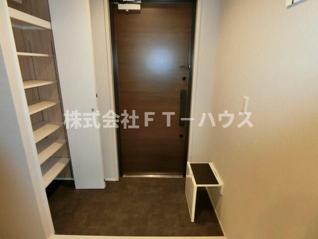 カーサ　ボナールの玄関