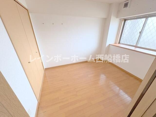 シャングリアマルタの寝室|同タイプ反転タイプのお部屋です