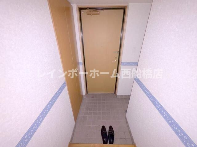 シャングリアマルタの玄関|同タイプ反転タイプのお部屋です
