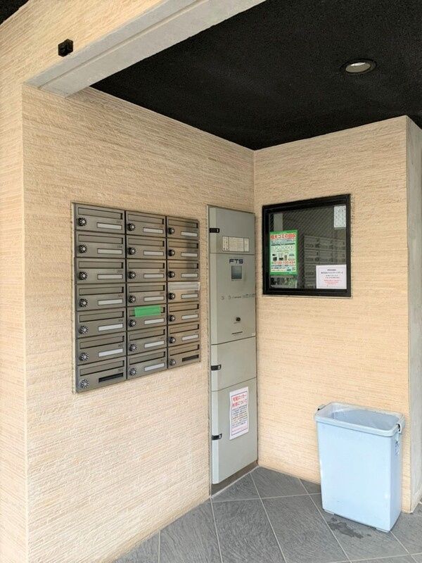 板橋区南常盤台１丁目の賃貸マンションのエントランス
