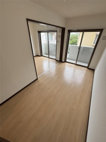 【居間・リビング】 | クロスワイズ中西町 | クロスワイズ中西町の居室