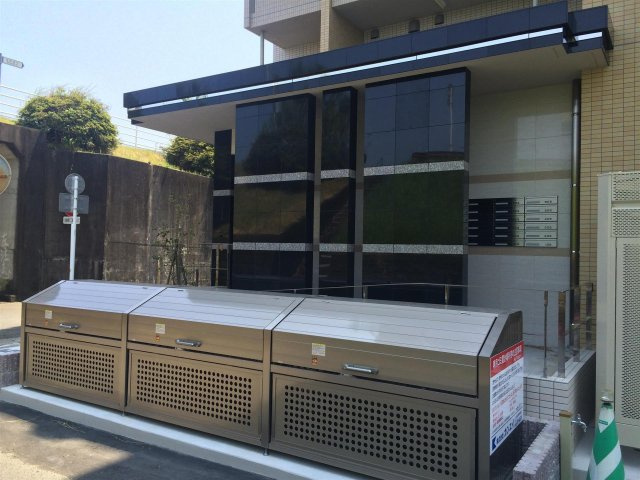 【駐車場】 | Sky DesignII | ごみストッカー