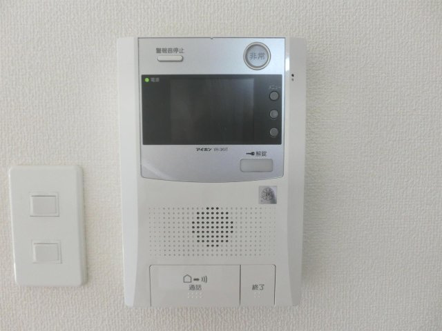 【設備】 | グランツリー | モニター付きインターホン