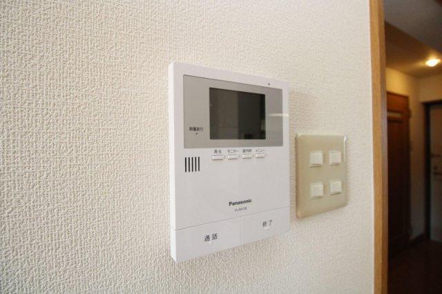 【設備】 | レザンス波島 | モニターホン