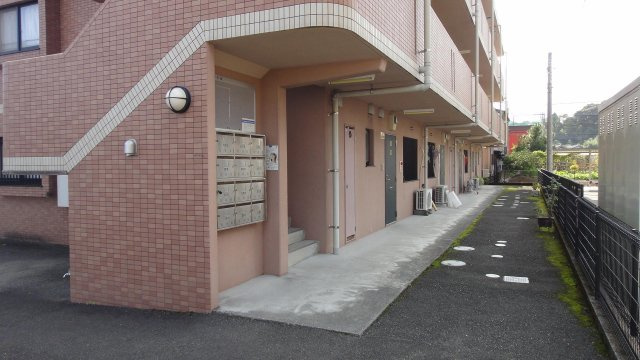【エントランス】 | スターマンション | 建物入り口