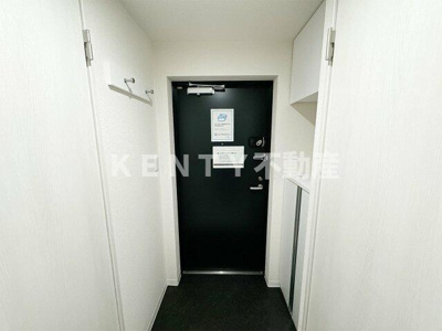 【玄関】 | ｂ′ＣＡＳＡ　糀谷 | 明るい玄関です