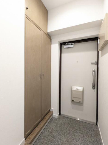 杉並区高円寺南１丁目の賃貸マンションの玄関