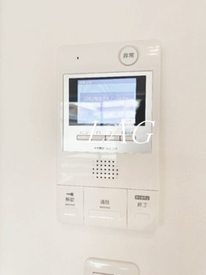 【セキュリティ】 | ベルシード西綾瀬 | モニター付きインターホンです。