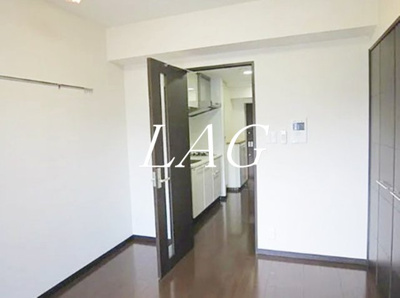 【居間・リビング】 | グリフィン新横浜・八番館 | 洋室のお部屋です。