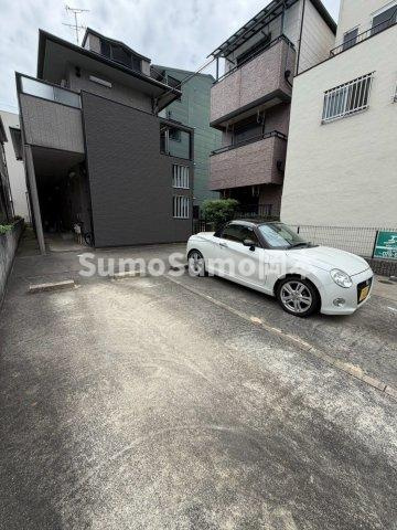 神戸市東灘区魚崎北町１丁目のアパートの駐車場|駐車場があります