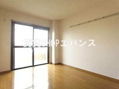 【寝室】 | グローバルジョイ弐番館
