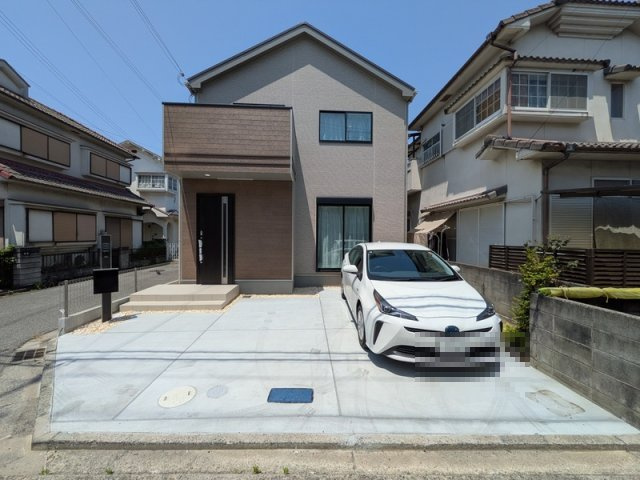 加古川市東神吉町出河原　戸建ての外観