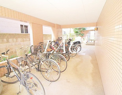 【その他共用部分】 | エミグラント成増 | 駐輪場です。