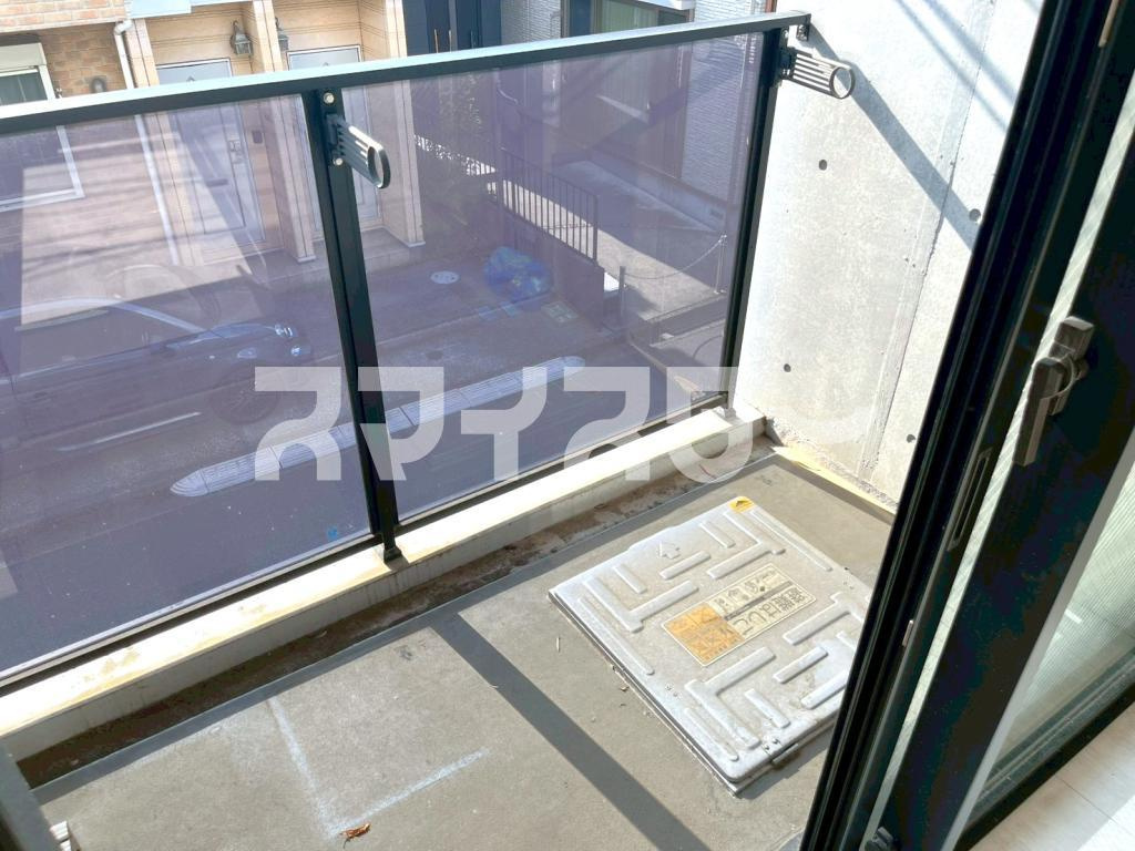 ビーシティアパートメント立川TAPPのバルコニー