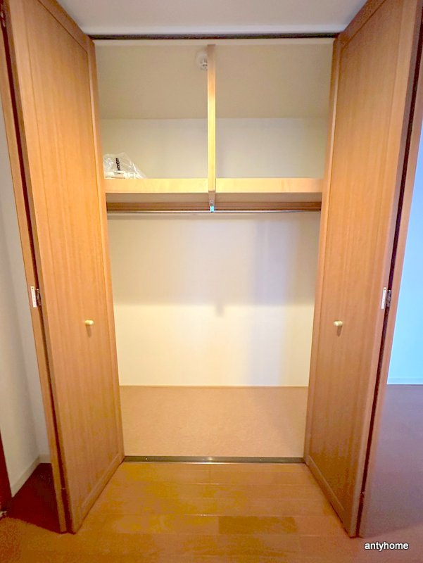 エクセル吹田　仲介手数料無料の収納