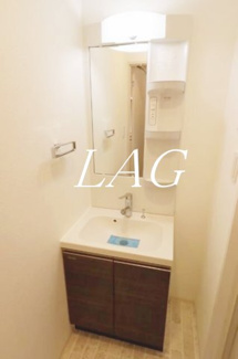 【洗面所】 | ジェノヴィア南千住Ⅴスカイガーデン | 洗面台です。