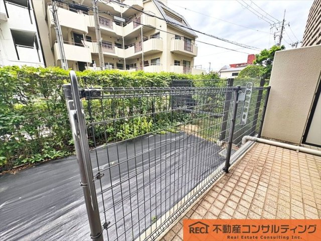 東急ドエル・アルス神戸本山の庭
