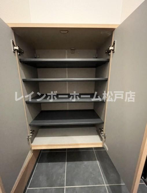 カバロ（cavallo）の収納|小物を収納するのに便利です