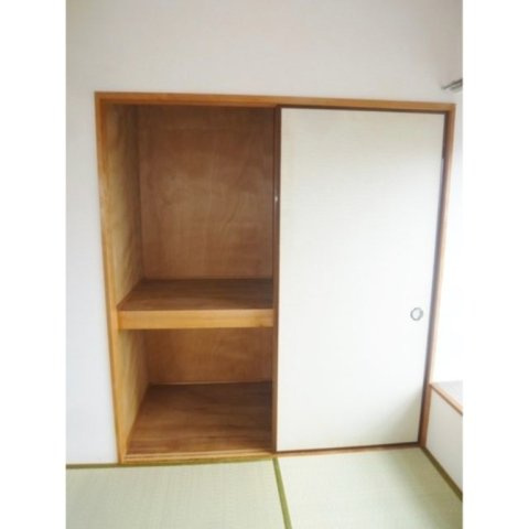 ツートンハイツの収納