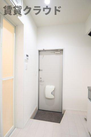 メゾンドジュネス大森台の玄関|明るい玄関です