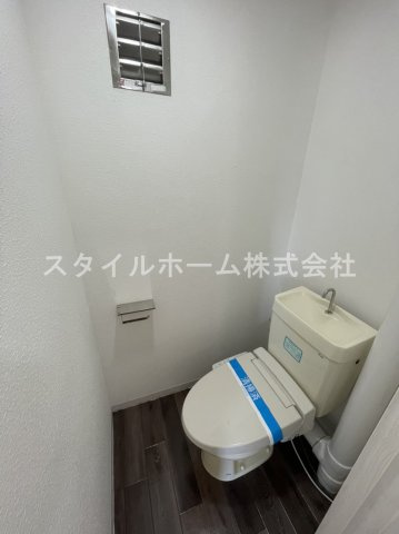 【トイレ】 | ALTBAU | シンプルで使いやすいトイレです