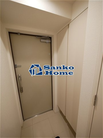 プレール・ドゥーク西浅草の玄関