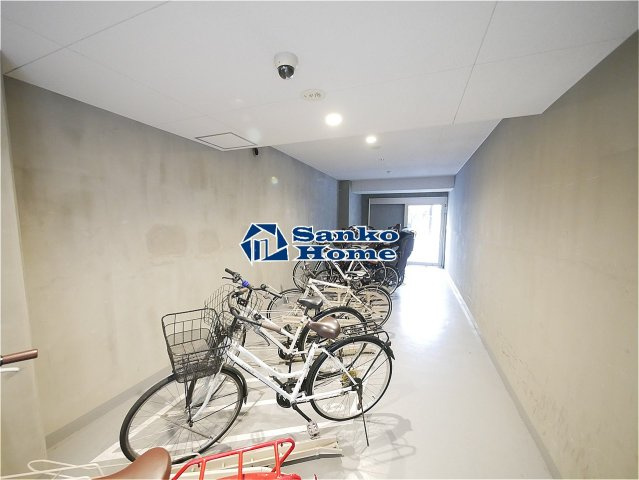 プレール・ドゥーク西浅草の駐車場