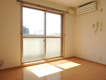 クリスタル浮間の内装|※別部屋参考写真