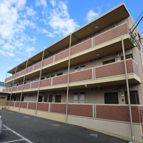 マンション スメールの外観