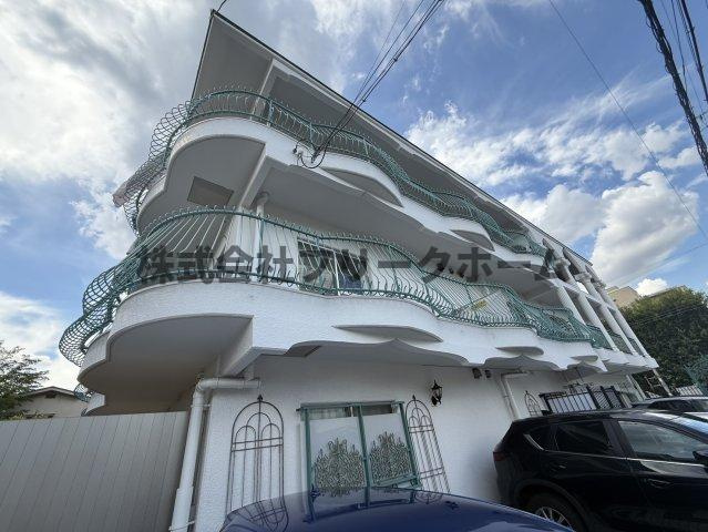 杉並区荻窪３丁目の賃貸マンションの外観