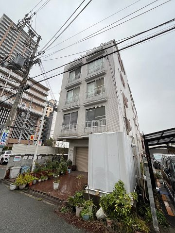 尼崎市西御園町の賃貸マンションの外観