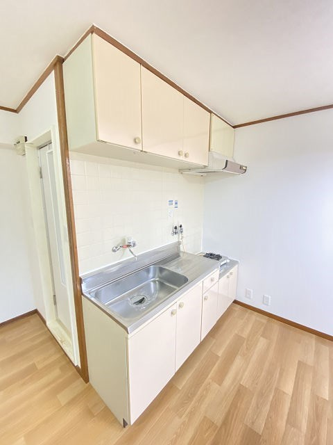 尼崎市西御園町の賃貸マンションのキッチン