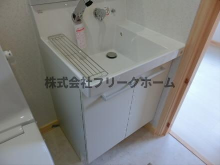 三鷹市井の頭５丁目のタウンの洗面所