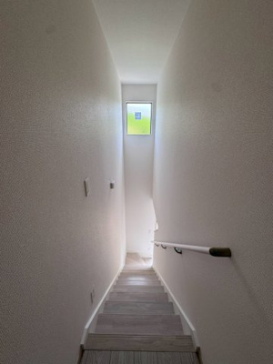 【玄関】 | 名古屋市千種区池上町１丁目新築戸建 | キャンペーン対象物件です♪詳細は弊社ホームページもしくはスタッフまでお気軽にお問合せ下さいませ♪ お役に立てる自信があります♪