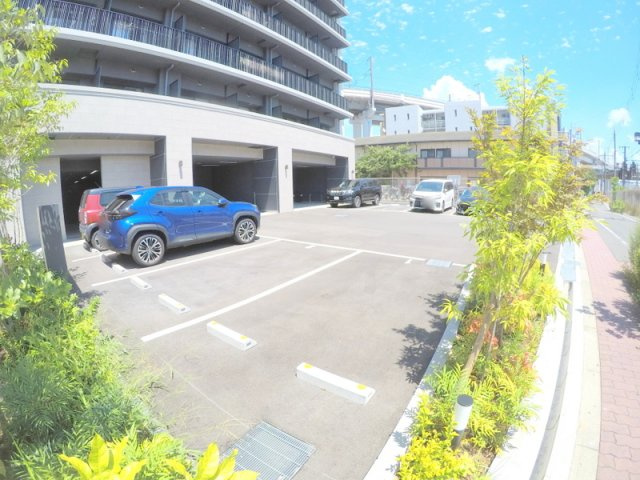 【駐車場】 | スプランディッド8