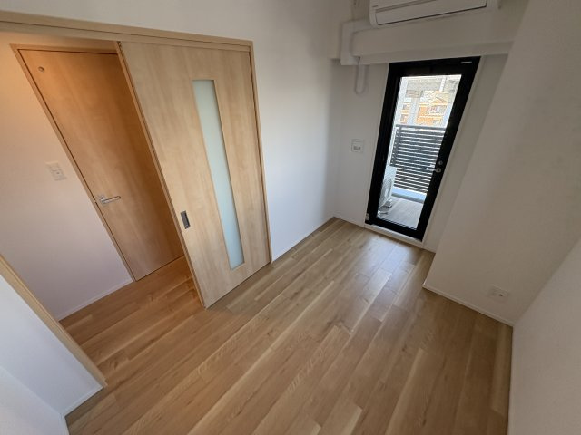 【寝室】 | スプランディッド8