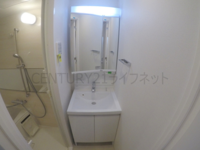 【洗面所】 | スプランディッド十三本町