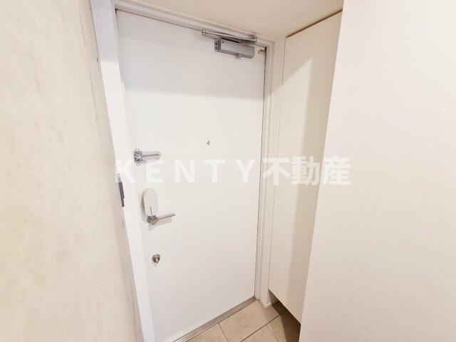 【玄関】 | Ｌｕｄｅｎｓ大鳥居 | 収納もある玄関です
